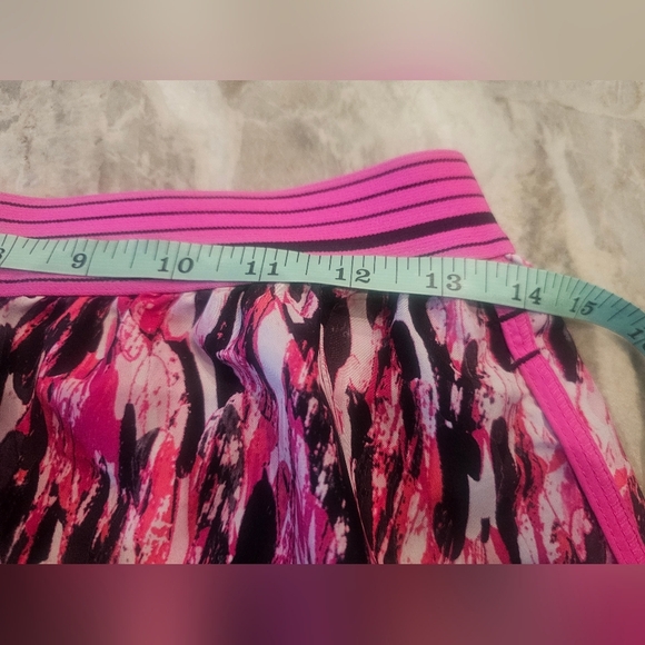 Under Armour Pink Printed Athletic Shorts | Striped Waistband Women’s S - Picture 6 of 8